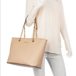Michael Kors Saffiano Jet Set Tote